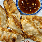 Best Pot Stickers /Pan-fried dumplings (6) 锅贴 in Wellington, FL